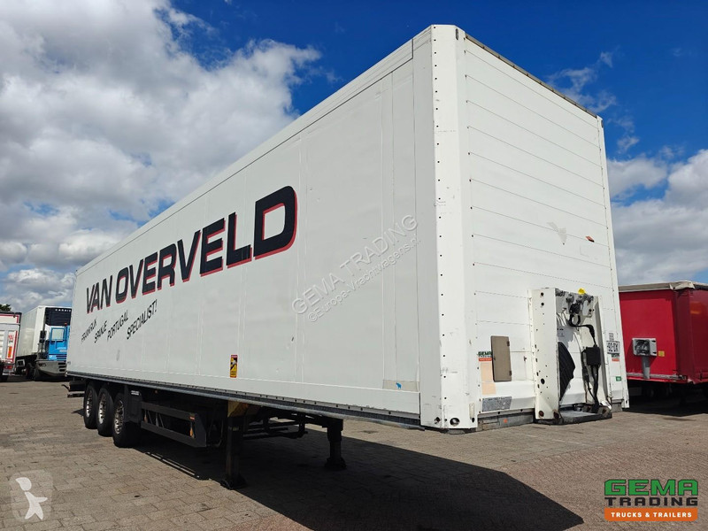 نصف مقطورة Schmitz Cargobull 24 13.6m Insulated...