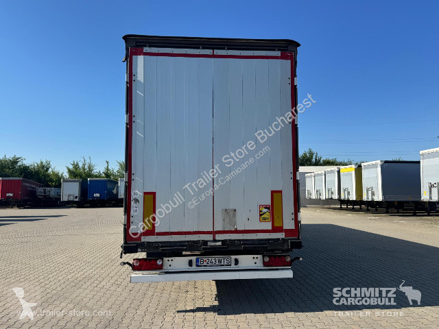 نصف مقطورة Schmitz Cargobull Curtainsider Mega