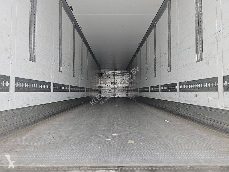 نصف مقطورة Schmitz Cargobull 24