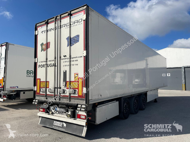 نصف مقطورة Schmitz Cargobull Semitrailer Reefer...