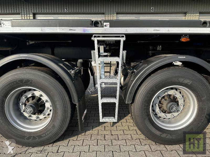 Náves MAX Trailer 4-Achs-Ballastauflieger