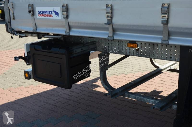 نصف مقطورة Schmitz Cargobull OŚ PODNOSZONA /...