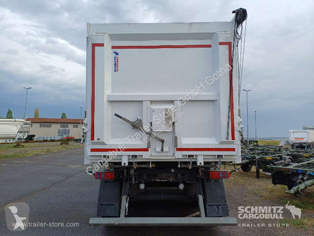 نصف مقطورة Schmitz Cargobull Kipper...