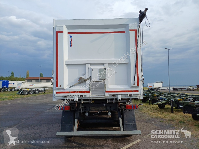 نصف مقطورة Schmitz Cargobull Kipper...