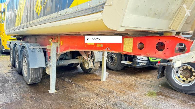 نصف مقطورة Schmitz Cargobull SGF S3