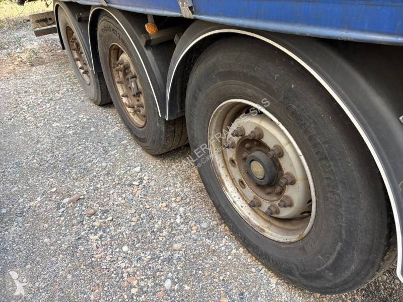 نصف مقطورة Fruehauf