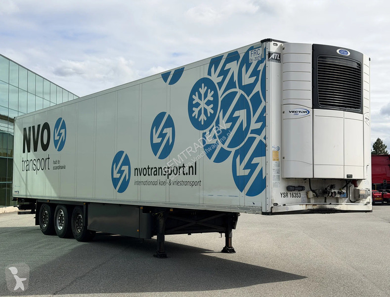 نصف مقطورة Schmitz Cargobull N/A SCB*S3B...