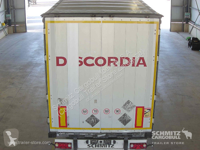 نصف مقطورة Schmitz Cargobull Curtainsider Standard