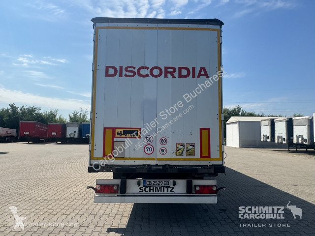 نصف مقطورة Schmitz Cargobull Curtainsider Standard