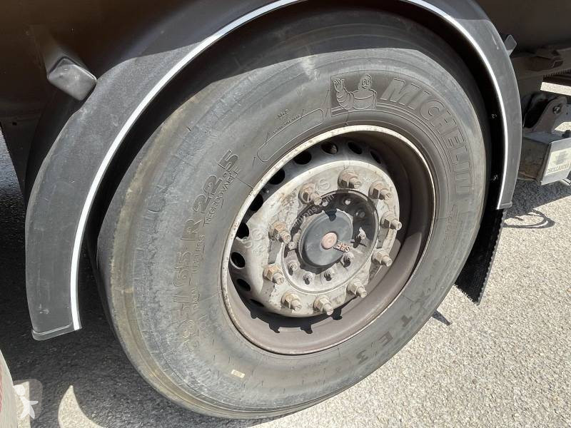 Fruehauf EXPRESSLINER AVEC HAYON ET RIDEAU FIT...