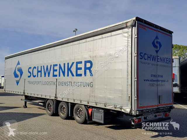 Semirremolque Kögel Curtainsider Mega