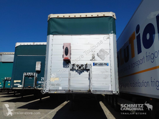 Félpótkocsi Schmitz Cargobull Semitrailer...
