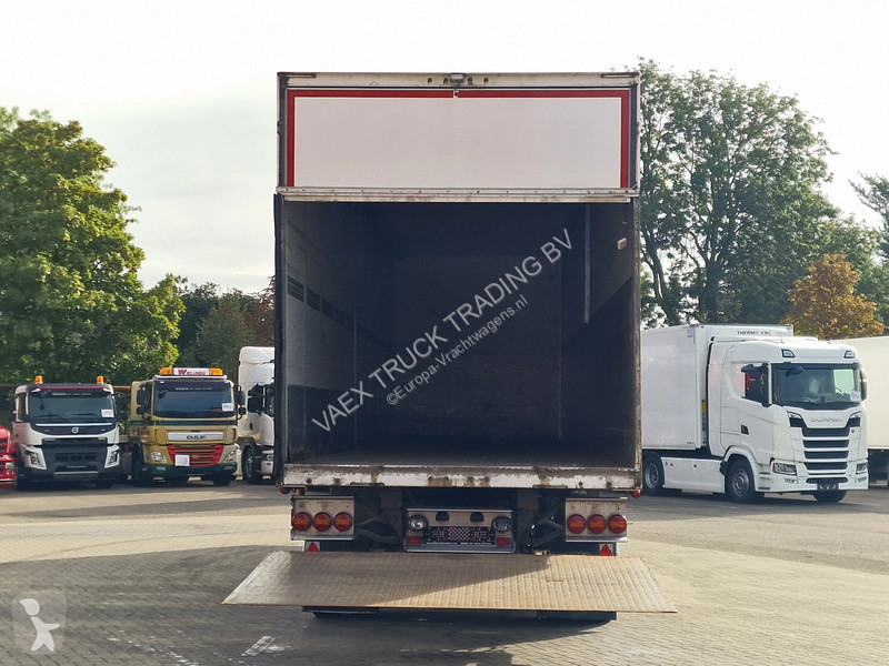Полуприцеп Ekeri 2 axle box with sidedoors -...