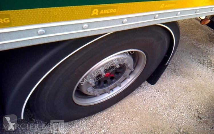 Semiremorca Fruehauf