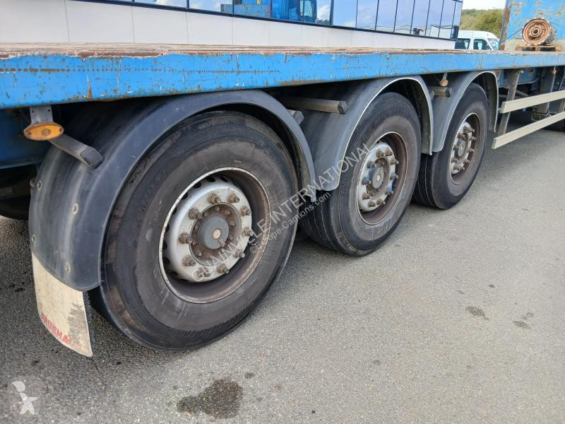 نصف مقطورة Fruehauf