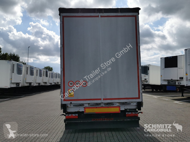 Semitrailer Schwarzmüller Curtainsider Mega