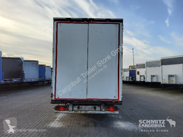 Semitrailer Krone Curtainsider Mega