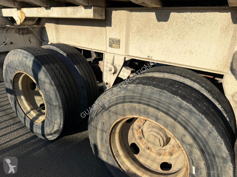 Fruehauf  semi-trailer