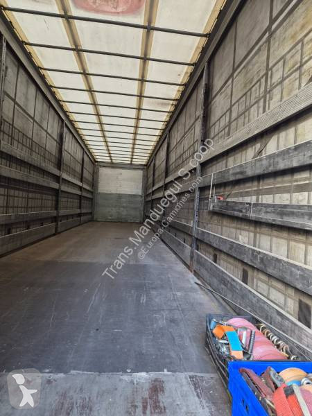 Návěs Schmitz Cargobull Varios