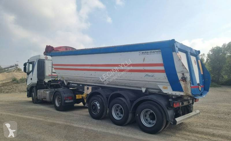 Menci S700 semi-trailer