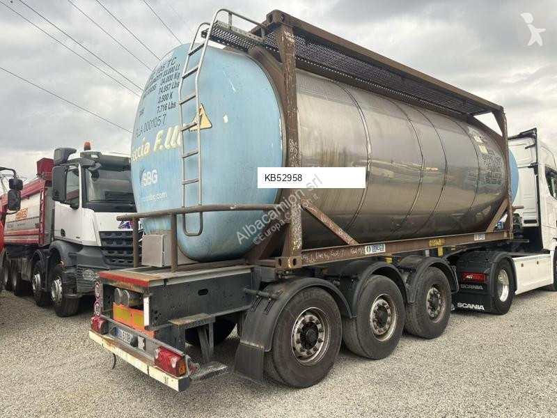 Semi-remorque porte-conteneurs semi-trailer