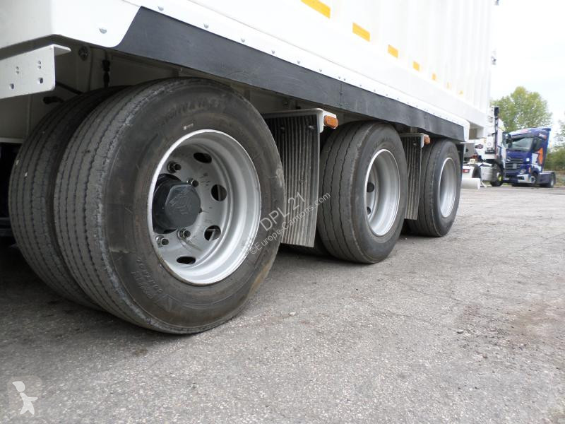 نصف مقطورة Trax  BENNE A FERRAILLE 80M3 TS3E