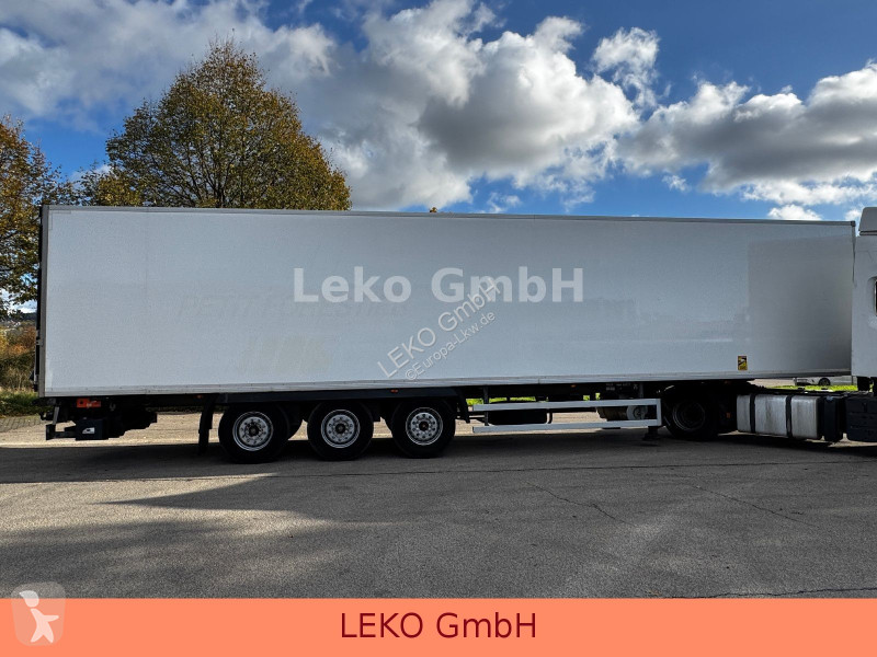 Félpótkocsi Fruehauf Mit Carrier Vector 1950 Mt