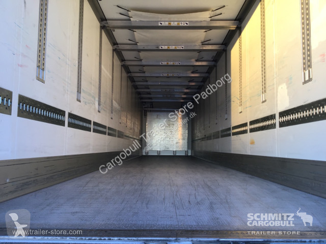 Sættevogn Schmitz Cargobull Tiefkühler Standard...