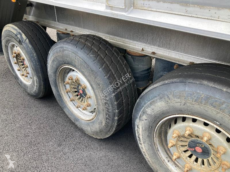 Semitrailer Benalu