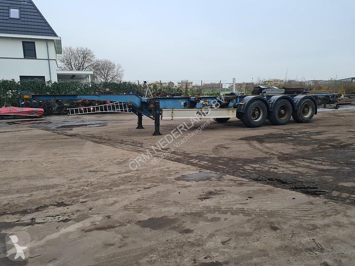 Semiremorca Fliegl 3 AXLE CONTAINER CHASSIS 40...