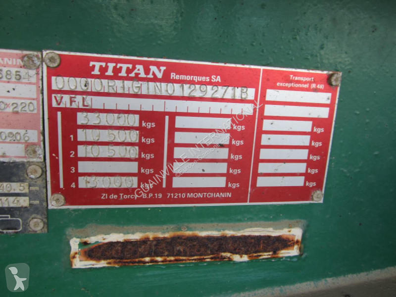 Semitrailer Titan