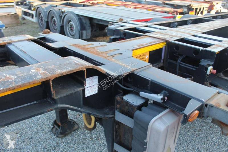 Semitrailer Serin semirimorchi portacontainer...