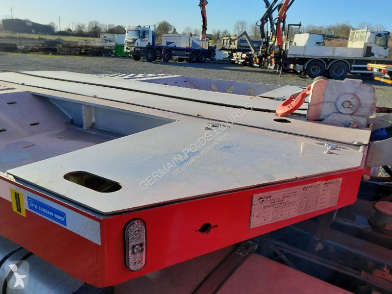 Semitrailer FGM Porte camion 3 essieux