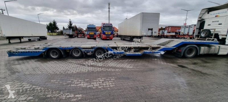 Semi reboque  Naczepa niskopodwoziowa...