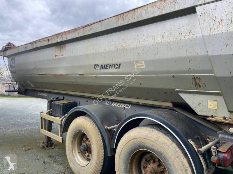 Semitrailer Menci