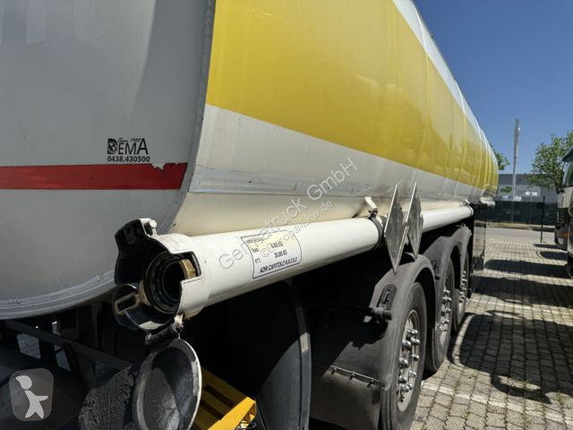 Semi reboque Bolgan Diesel Benzin Tankauflieger...