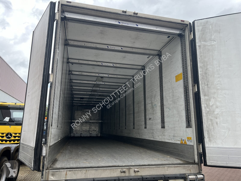 Oplegger Schmitz Cargobull SKO 24/L-13.4 FP 25...