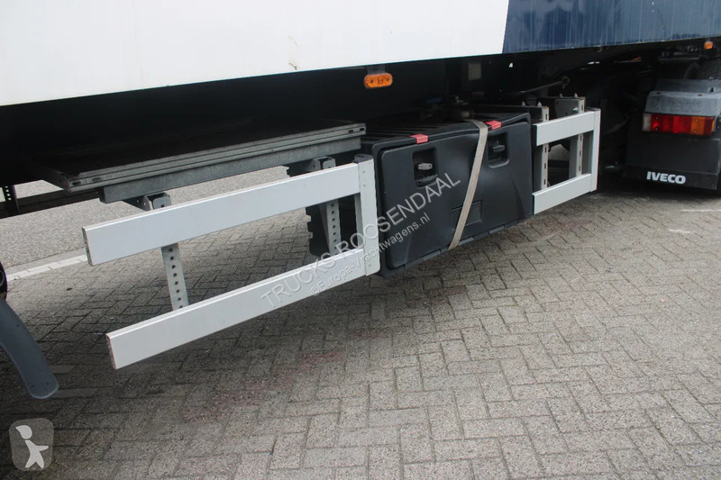 Semitrailer Renders MEAT + 3x BPW + CARRIER