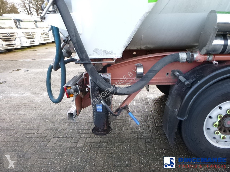 Semiremorca LAG Powder tank alu 60.5 m3 (tipping)