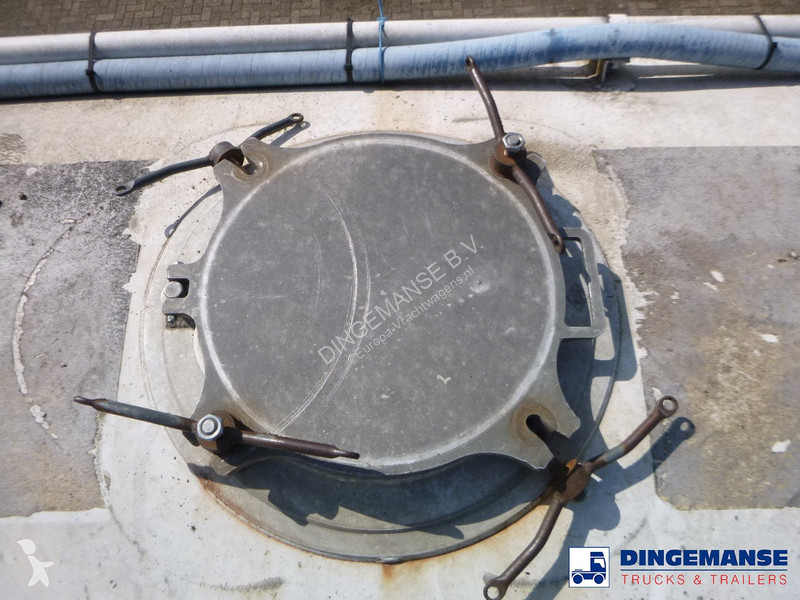 Semiremorca Feldbinder Powder tank alu 63 m3 /...