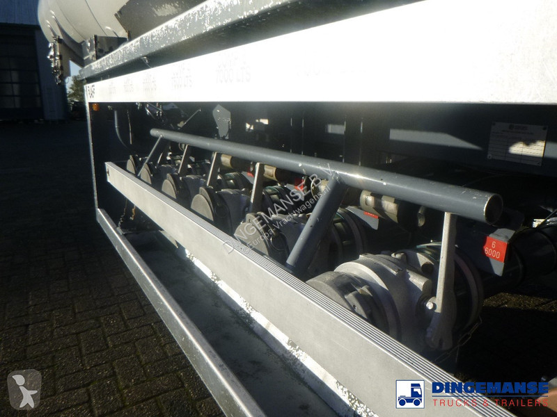 Semiremorca LAG Fuel tank alu 44.4 m3 / 6 comp...
