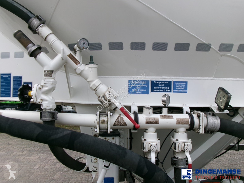 Semi reboque Feldbinder Powder tank alu 36 m3 /...