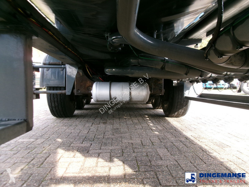 Semiremorca Cobo Fuel tank alu 44.7 m3 / 6 comp
