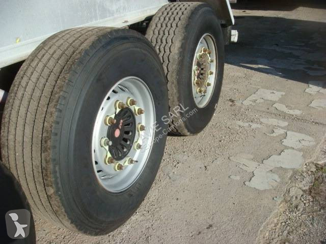 Semitrailer Benalu BENNE CEREALIERE 40M3 2013