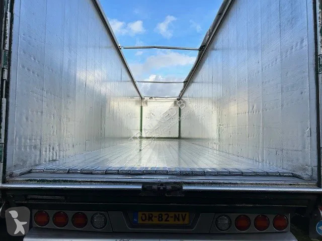 Semiremorca  K200 - 92m3 Liftachse BPW Alcoa...