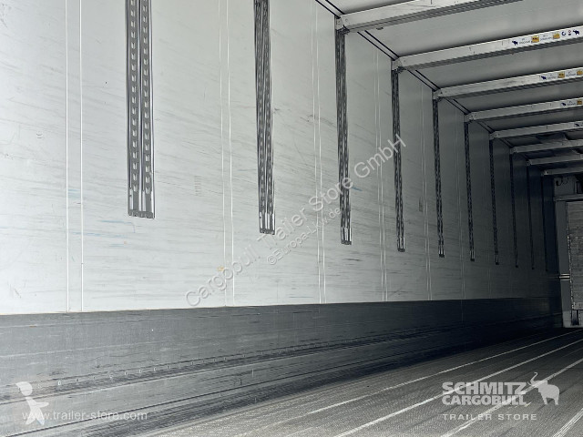 Semiremorca Schmitz Cargobull Tiefkühler...