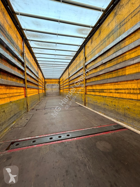 Semitrailer Schwarzmüller Spezialauflieger...