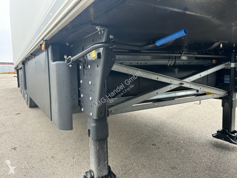 Semirimorchio Schmitz Cargobull SCB S3...