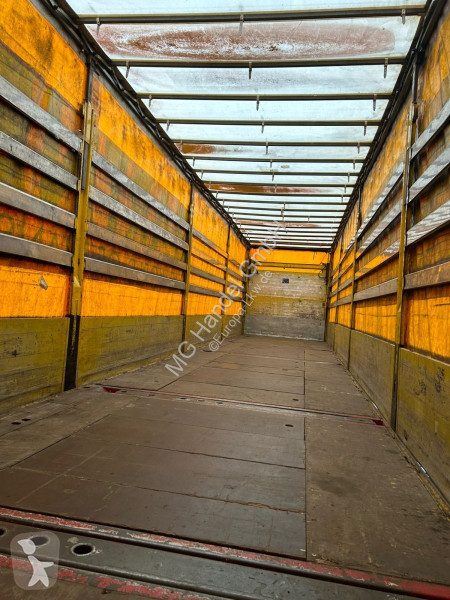Semitrailer Schwarzmüller Spezialauflieger...