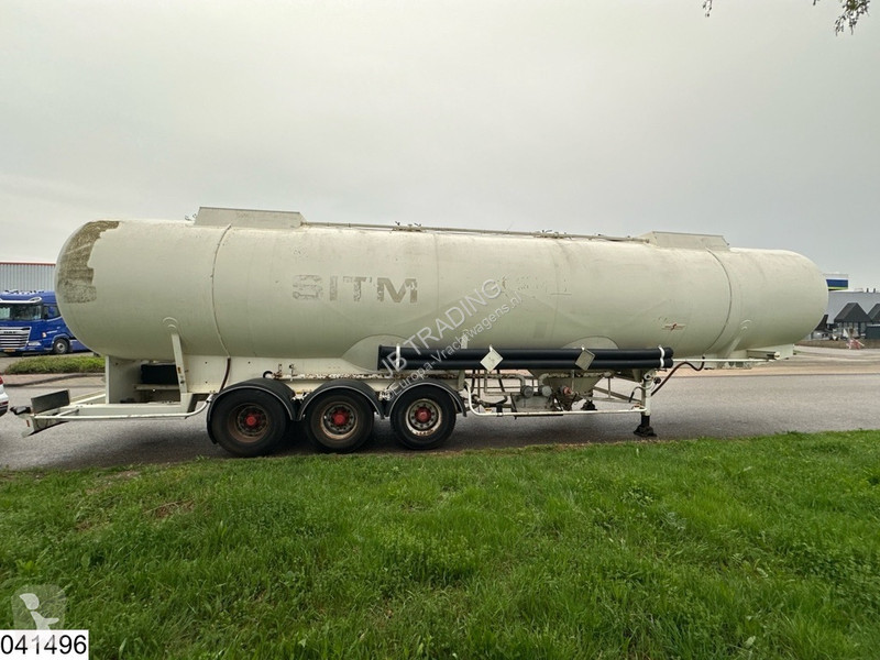 Semi reboque Spitzer Silo 60300 Liter SILO / FUEL